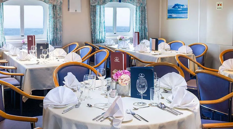 Ocean Nova dining room