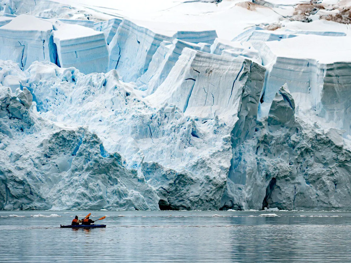 Kayaking in Paradise Bay